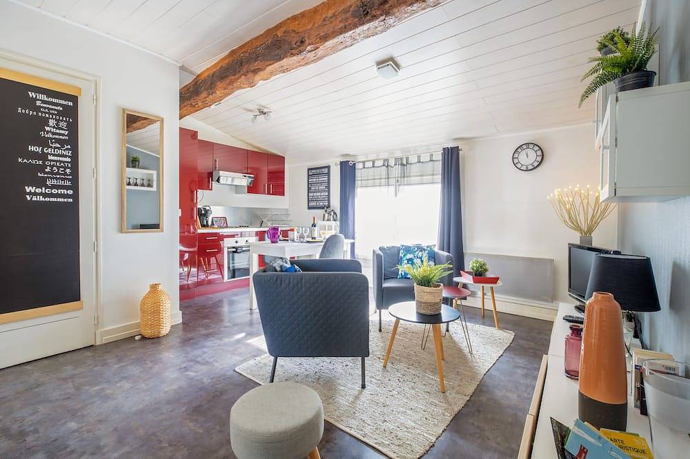 House in the bastide Libournaise in Libourne, Libourne region