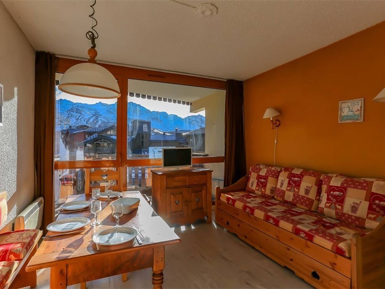 Ganzes Studio, Val Thorens - 4 Pers. renoviert, Ski-In/Ski-Out, nahe Geschäften in Val Thorens, Les Trois Vallées