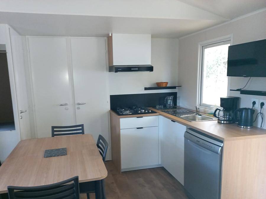 Camping Le Pinada - Mobilheim 6 personen - Premium - 3 Schlafzimmer mit Klimaanlage, Tv, Geschirrspüler - 34m² in Fabrezan, Narbonne und Umgebung