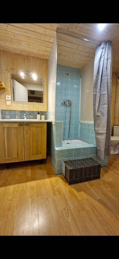 Location de vacances pour 9 personnes, avec vue ainsi que piscine et terrasse, animaux acceptés dans Cléry - 3