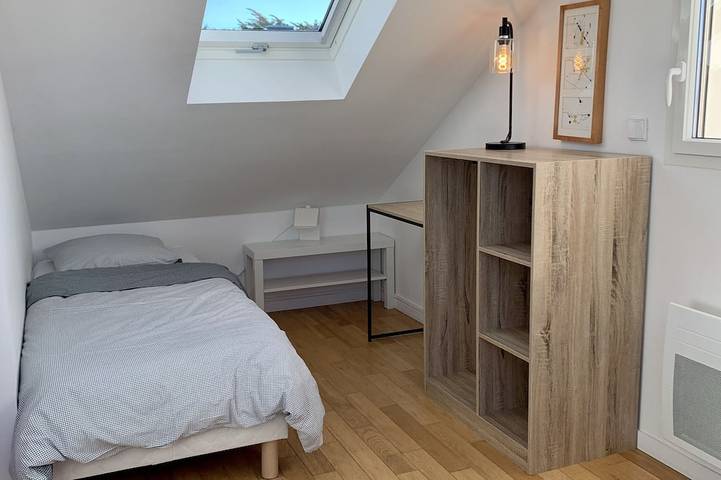 Location de vacances pour 6 personnes, avec terrasse et jardin à Plonévez-Porzay - 4