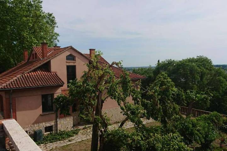 Entire apartment, ''Moustier'' in Montauban, Tarn-et-Garonne