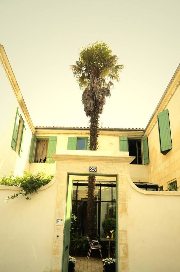 Maison d’hôte pour 2 personnes, avec Terrasse ainsi que Jardin et Vue à La Rochelle