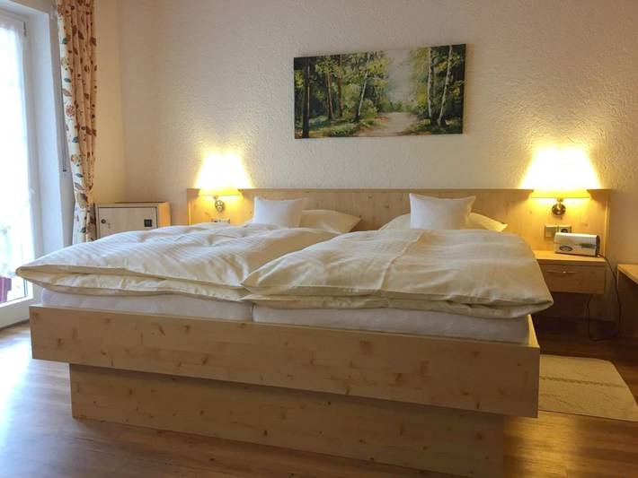 Hôtel pour 4 personnes, avec vue et jardin, animaux acceptés