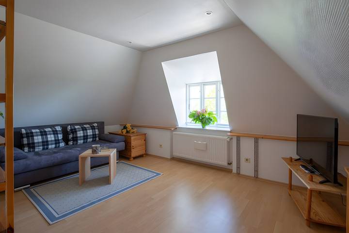 Ganze Wohnung, Apartment 'Appelhus Cox' mit gemeinsamer Terrasse, Garten und Wlan in Pellworm, Nordfriesland