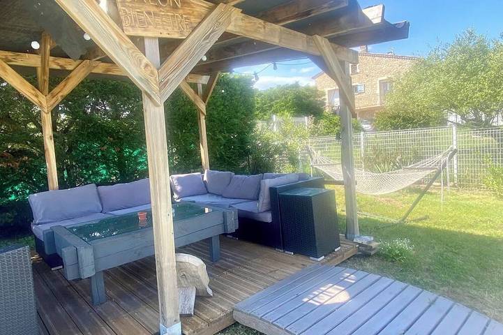 Location de vacances pour 2 personnes, avec jardin à Alba-la-Romaine - 4