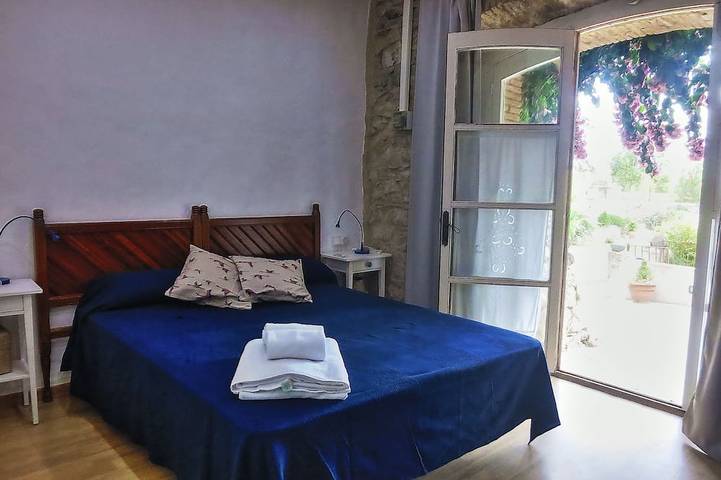 Gîte pour 4 personnes, avec jardin à Torroella de Fluvià - 2