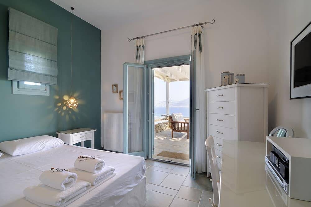 2 Luxusvillen mit privatem Pool, Fitnessstudio, Spa & toller Sicht auf die Ägäis in Koufonisia, Kykladen