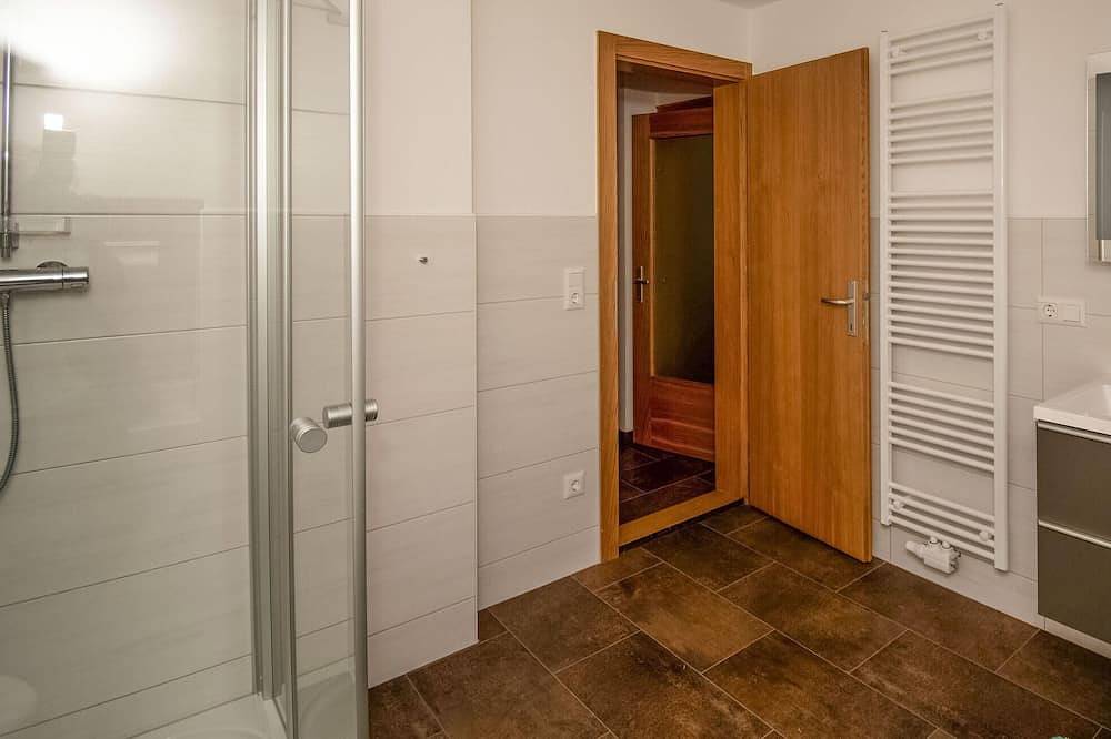 Ganze Wohnung, Gemütliche 2-Zimmer-Wohnung in Liesing in Gailtaler Alpen, Lesachtal