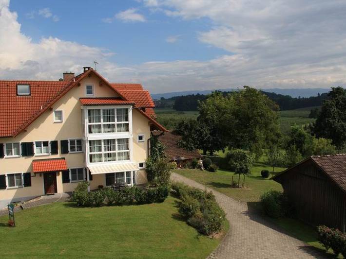Ferienwohnung für 4 Personen, mit Garten und Seeblick in Landkreis Lindau