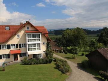 Ferienwohnung für 4 Personen, mit Garten und Seeblick in Landkreis Lindau