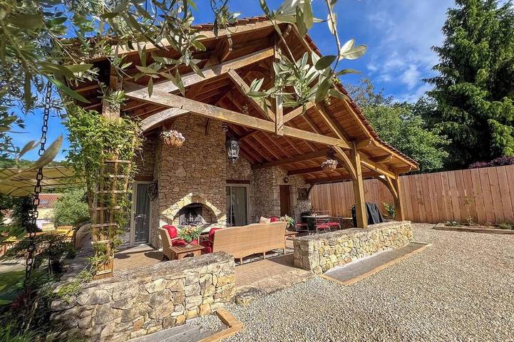 Maison de vacances pour 2 personnes, avec piscine ainsi que jardin et terrasse