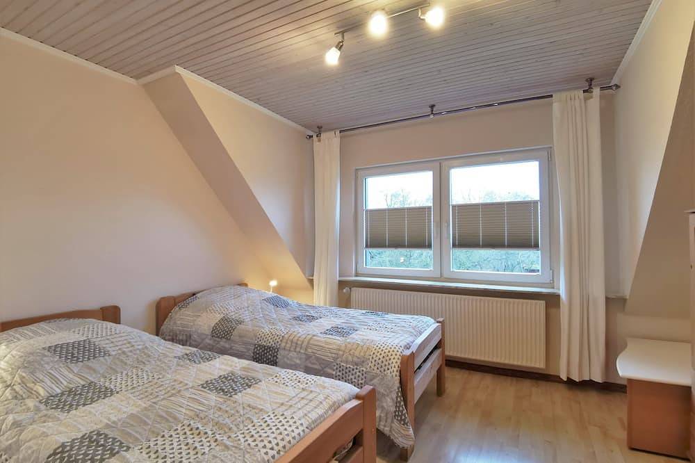 Ganze Wohnung, Ferienwohnung oben - Ischmund: Gemütliche Ferienwohnung im hohen Norden in Oeversee, Grünes Binnenland