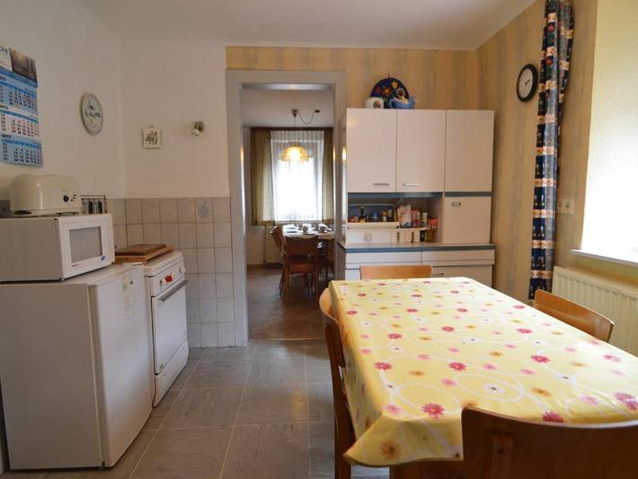 Location de vacances pour 10 personnes, avec jardin à Butgenbach - 3