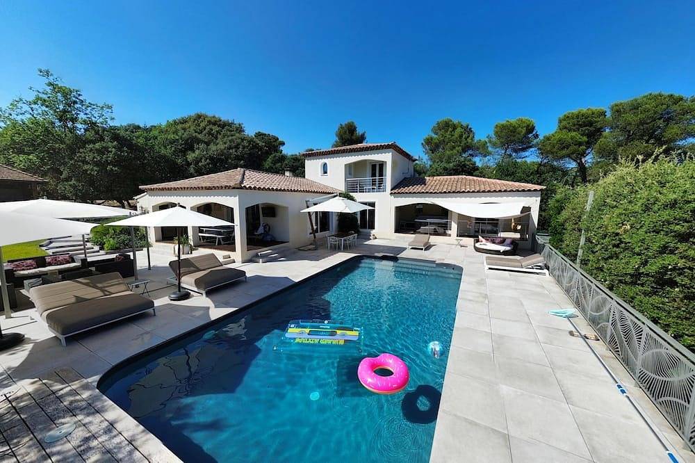 Airconditioning villa, verwarmd zwembad, jacuzzi-Prix Falls huisdieren welkom in Saint-Maximin-la-Sainte-Baume, Brignoles region