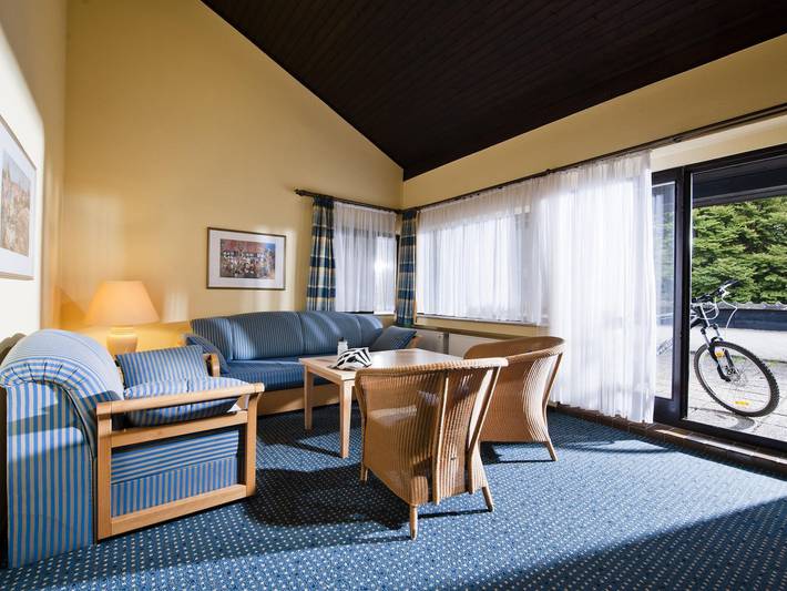 Ferienwohnung für 7 Personen, mit Terrasse und Pool sowie Sauna und Garten, kinderfreundlich in Daun - 3