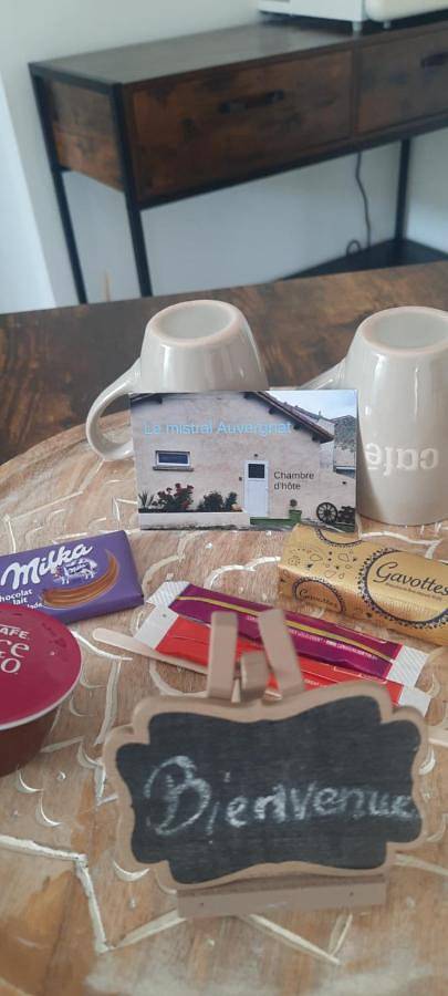 Gîte pour 2 personnes, avec jardin et terrasse à Montaigut-le-Blanc - 2