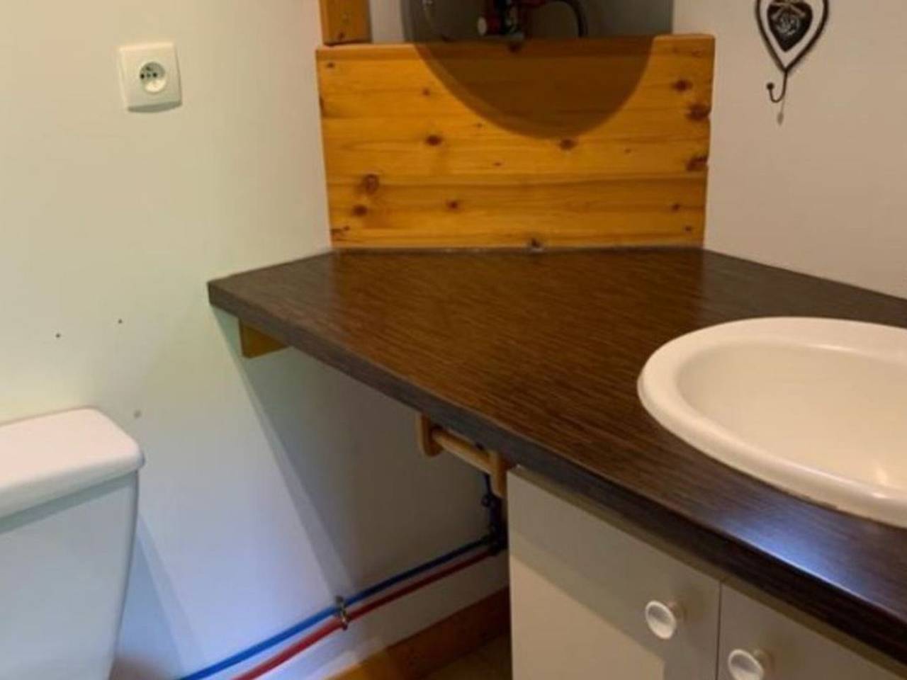 Chalet for 2 with Terrace in Challes-les-Eaux in Challes-les-Eaux, Chambéry region