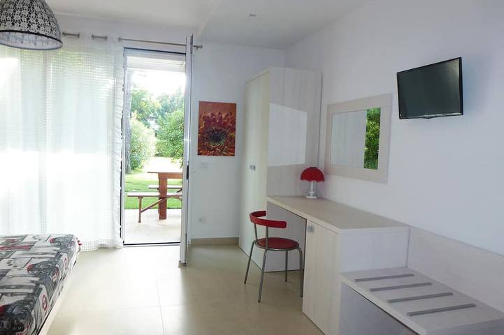 Villa Brown - Verde & Mare, 6 Posti Letto - Compreso posto in spiaggia in Bellaria, Bellaria-Igea Marina (Italia)