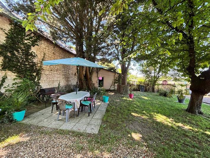 Location de vacances pour 7 personnes, avec vue et jardin à Neuillé - 3