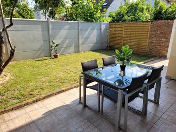 Gîte pour 2 personnes, avec jardin et vue à Tremblay-en-France