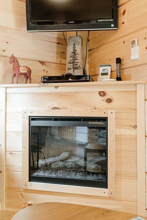 Cabin at Ie Farm - Schöne Aussicht auf die Weide, 7. 8 Meile Fahrt zum Equestrian Center in Polk County NC