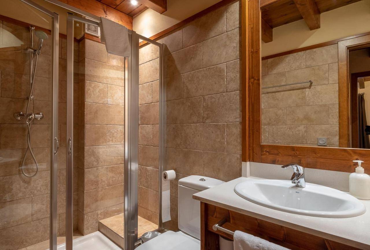 Aparthotel Bellver in Bellver de Cerdaña, Pirineo Catalan