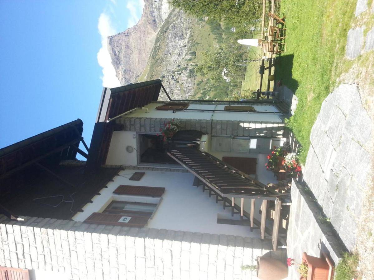 Double Room with External Shared Bathroom in Devero (Baceno), Commune de Baceno