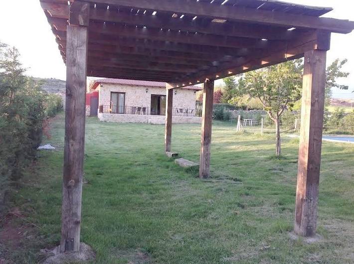 Casa rural para 6 personas, con vistas además de jardín y piscina, Se admiten mascotas en Comarca de Ávila - 4
