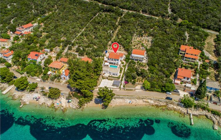 Ferienhaus für 10 Personen, mit Terrasse und Garten sowie Pool auf Cres - 2