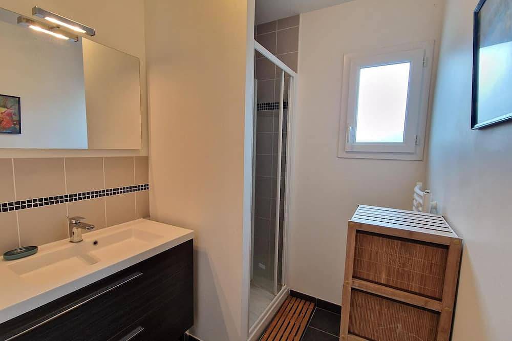 Ganze Wohnung, Ferienwohnung in Angoulins: 2 Schlafzimmer, 5 Personen, Balkon, Strandnähe in Angoulins, La Rochelle und Umgebung