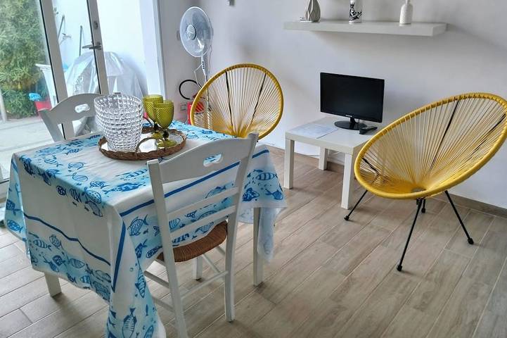 Beach house for 3 people, with Balcony in Sicily