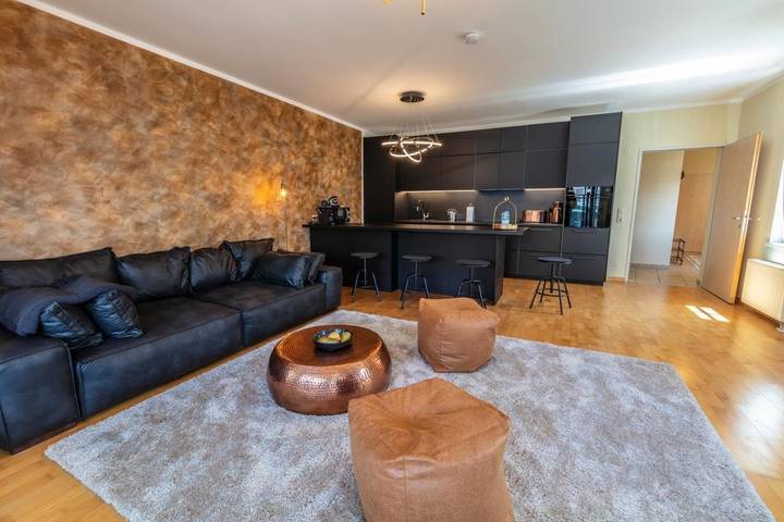 Ferienwohnung für 4 Personen, mit Ausblick und Balkon sowie Seeblick, kinderfreundlich in Gmunden