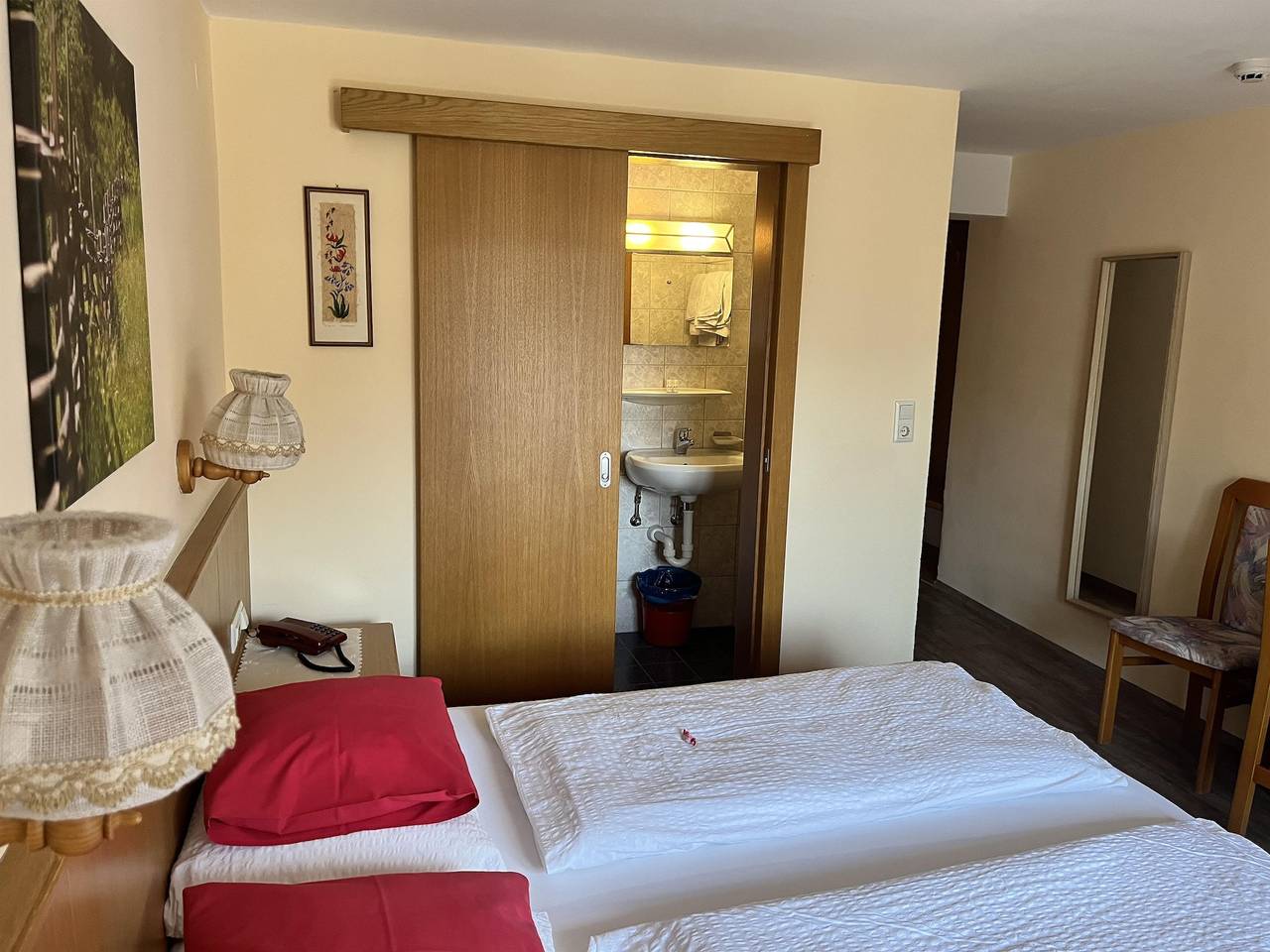 Tweepersoonskamer, douche, Wc in Niederau, Wildschönau