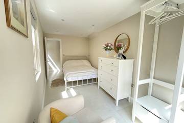 Apartment for 4 People in Twickenham, London, Photo 1