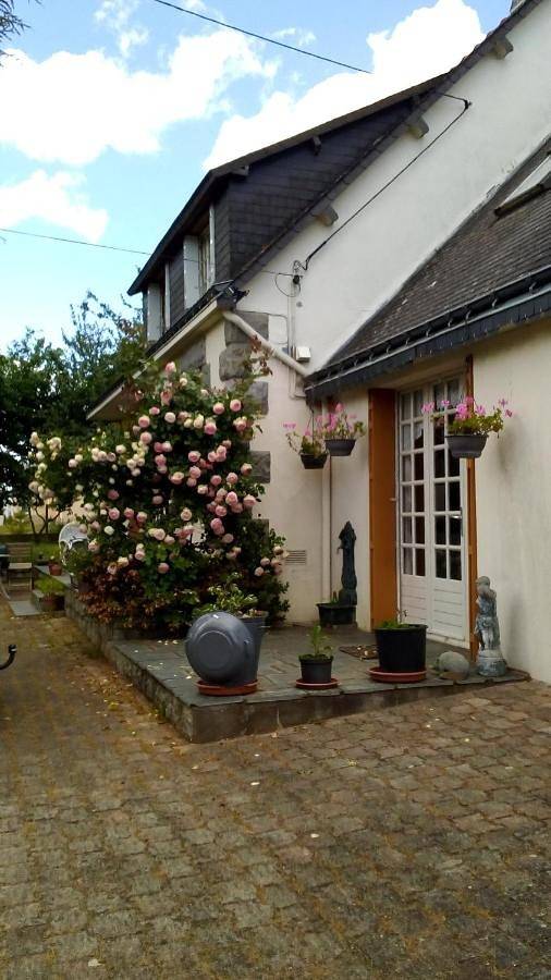Gîte pour 2 personnes, avec jardin et vue à Lanouée - 3