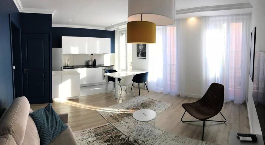 Gîte pour 4 personnes, avec terrasse et vue dans Casino De Saint Raphael - 2