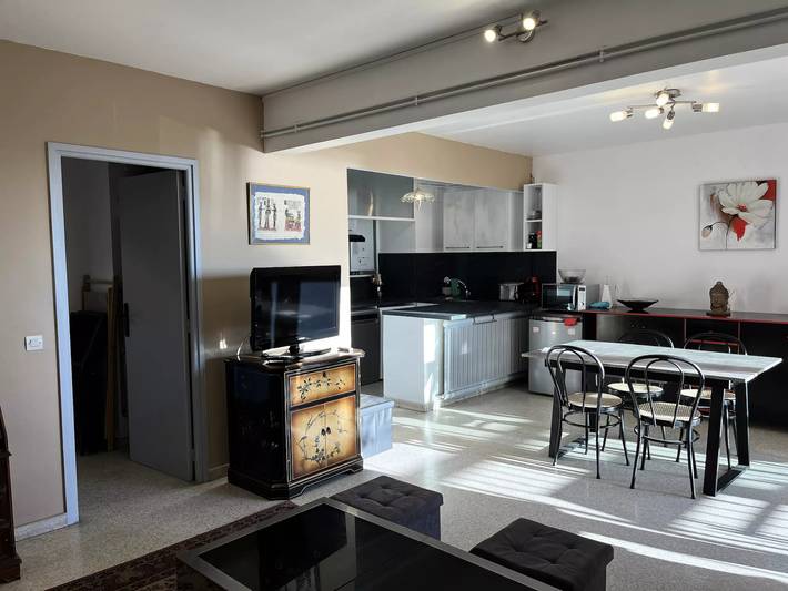 Gîte pour 4 personnes, avec balcon, animaux acceptés dans Plage Republique Frejus - 2