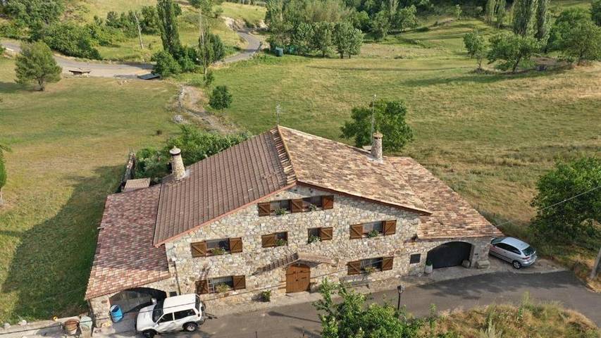 Location de vacances pour 5 personnes, avec jardin et vue à Sopeira - 3