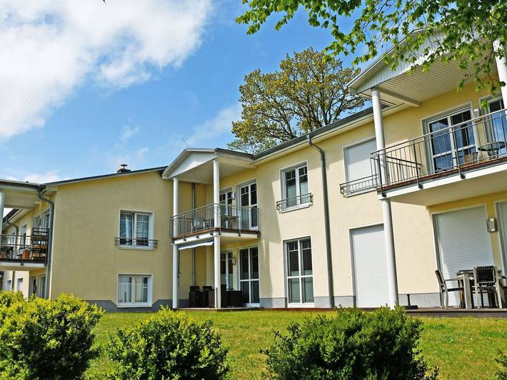 Ferienwohnung für 4 Personen, mit Seeblick und Balkon sowie Ausblick in Göhren