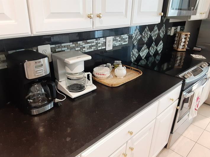 Vacation rental for 14 people, with yard and pool in Delaware