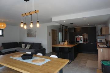 Gîte pour 6 personnes, avec vue et jardin à Dieffenthal