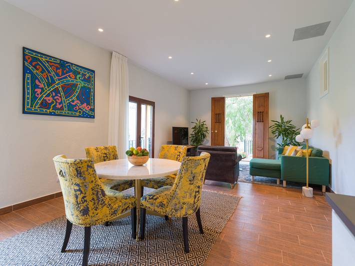 Casa de huéspedes para 2 personas, con Jacuzzi y Terraza además de Jardín y Piscina en Telde - 2