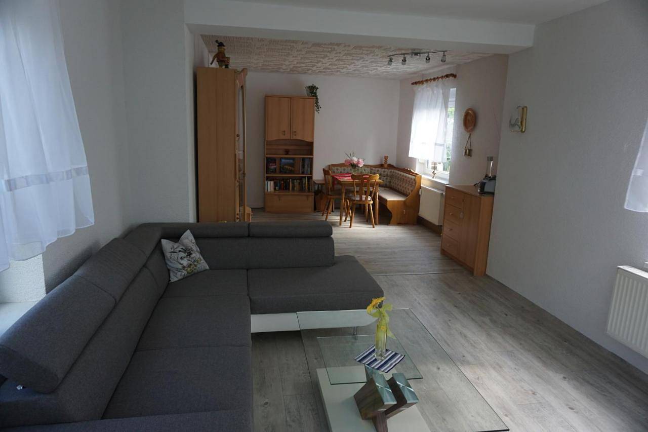 Ganze Wohnung, Am Sachsenstein - Zum Skispringer in Lauter-Bernsbach, Erzgebirge
