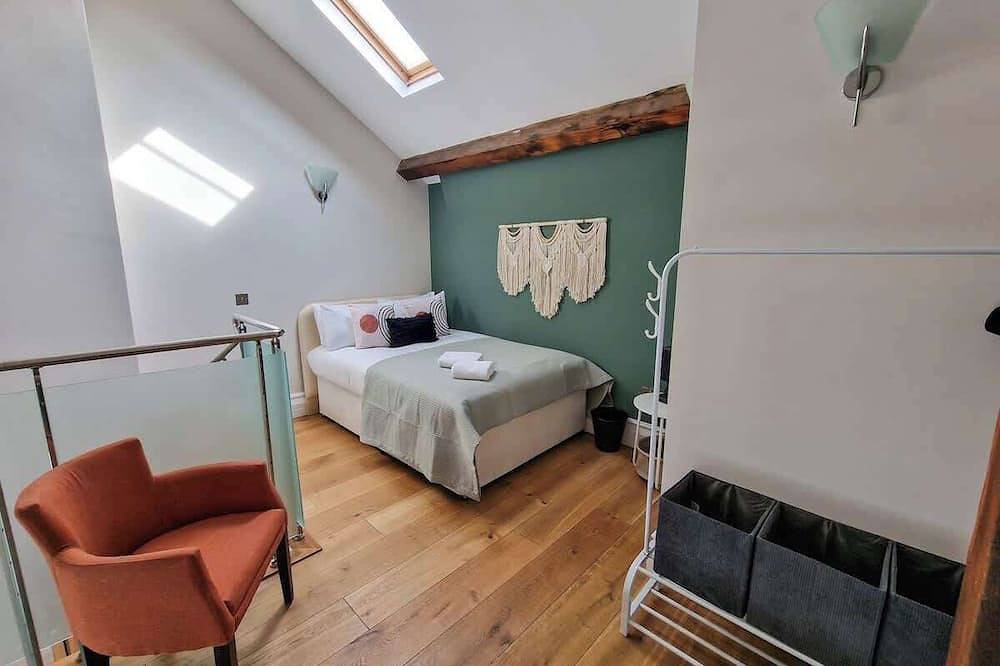 3 Bed Piccadilly Duplex | City Centre in Manchester, Greater Manchester