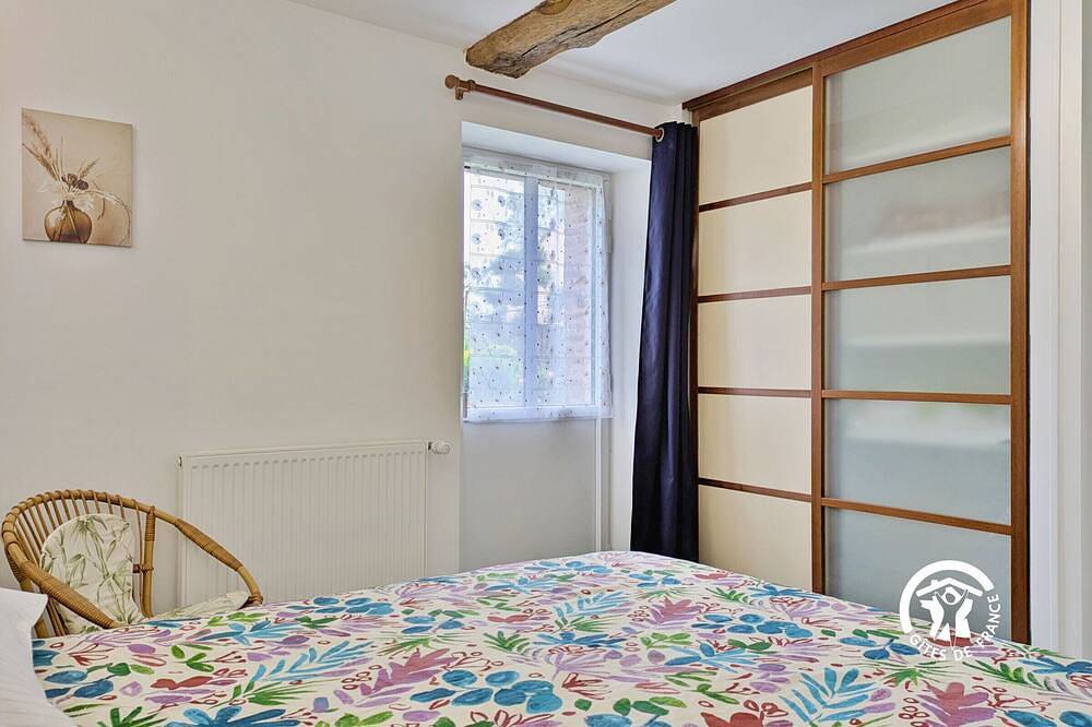 Gîte confortable pour 6 pers. avec grande terrasse in Saint-Michel-de-la-Roë, Mayenne