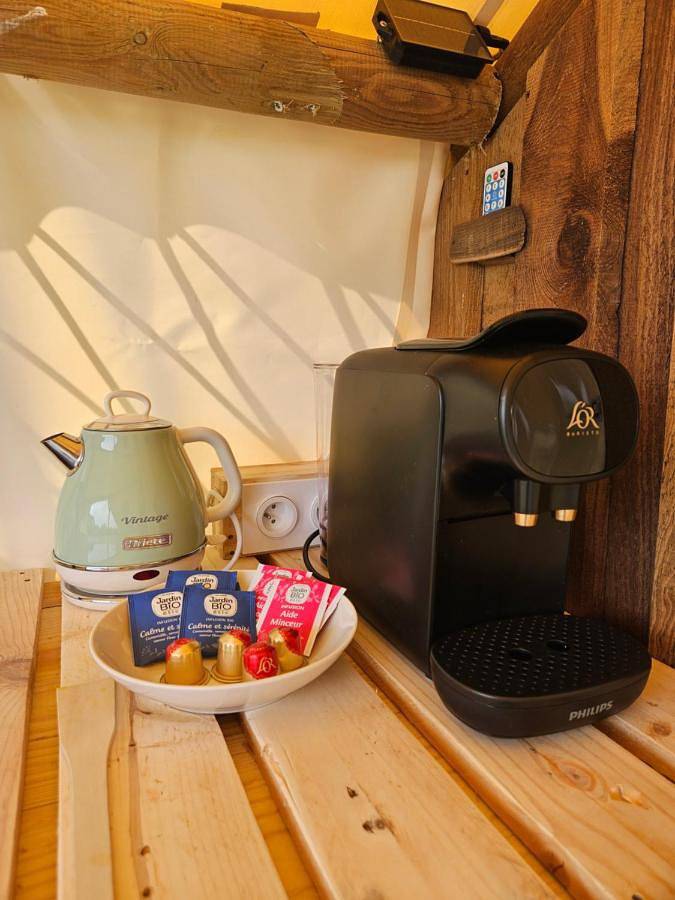 Chambre d’hôte pour 4 personnes, avec jardin ainsi que terrasse et vue, animaux acceptés à Le Boupère - 3