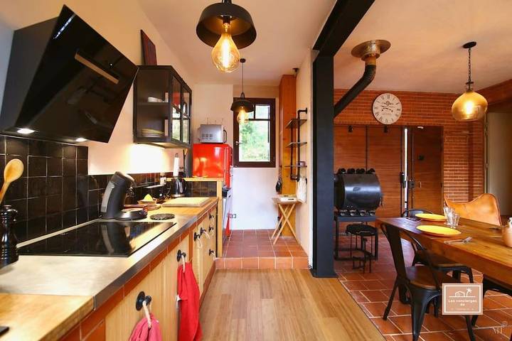 Location de vacances pour 4 personnes, avec terrasse et jardin dans Tamaris - 2