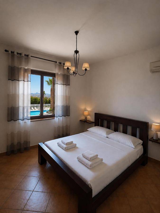 Chambre d’hôte pour 2 personnes, avec Balcon et Jacuzzi ainsi que Terrasse et Jardin à Erice