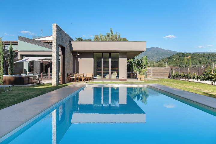 Isolotto degli Angeli: villa con piscina, jacuzzi y vistas en el corazón de la Toscana in Vaggio, Reggello